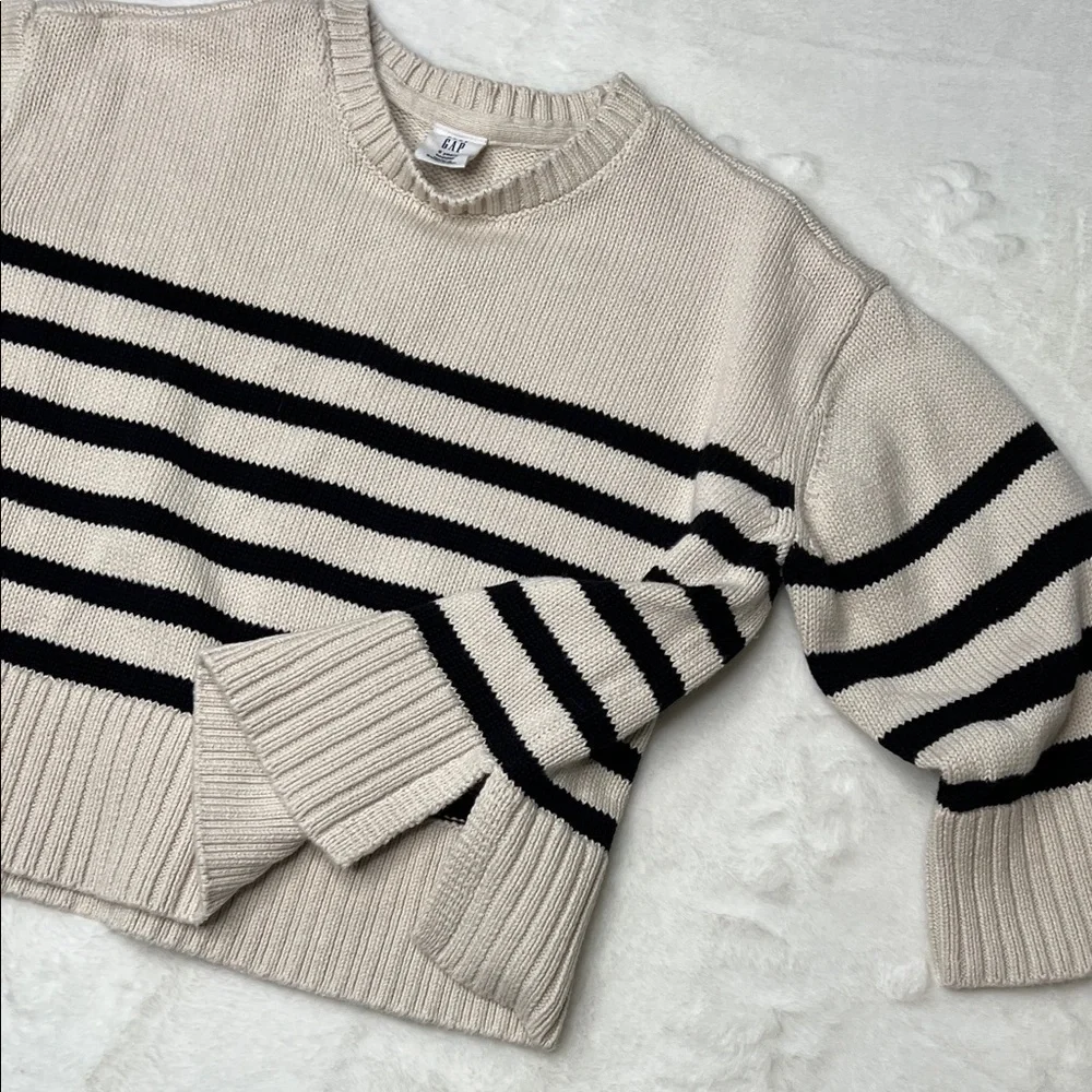 GAP Baby 24/7 Split-Hem Stripe Sweater Size 5T